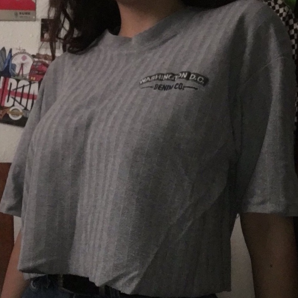 cropped t-shirt